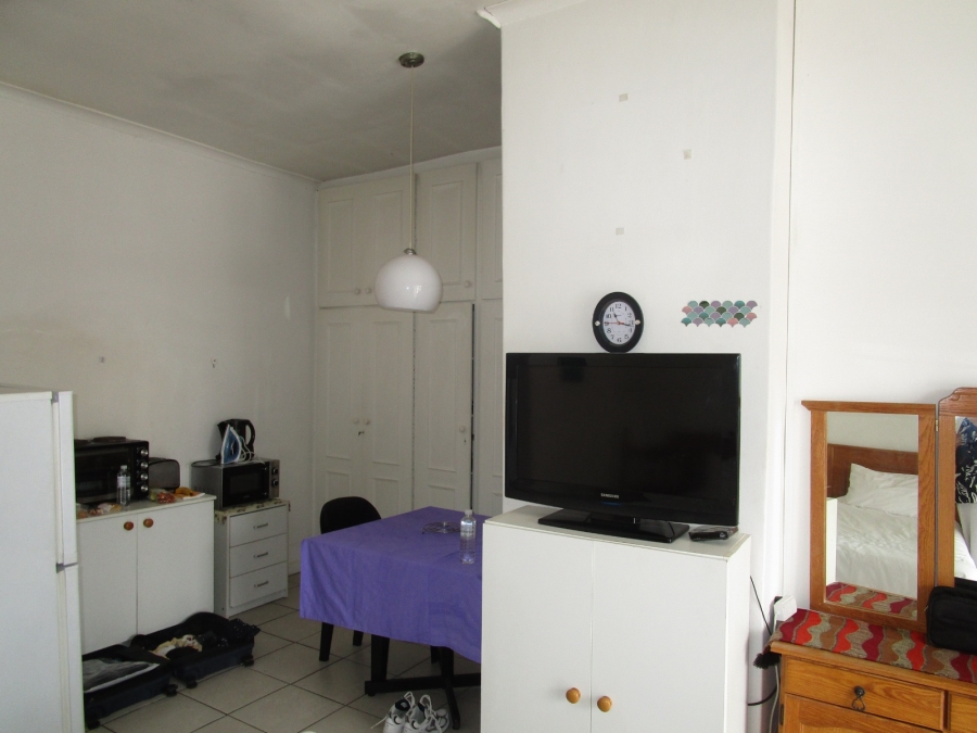 4 Bedroom Property for Sale in Lansdowne Western Cape